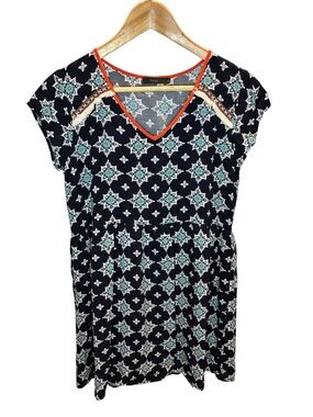 Anthropologie THML Top S Navy Geometric Floral Embroidered Tassel V-Neck Boho